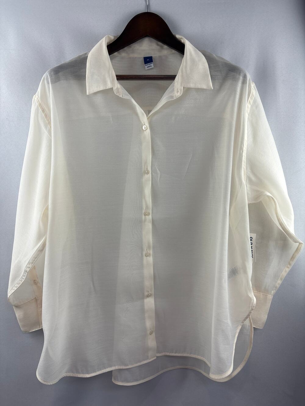Women’s Old Navy XL Sheer Cream Button Up Shirt